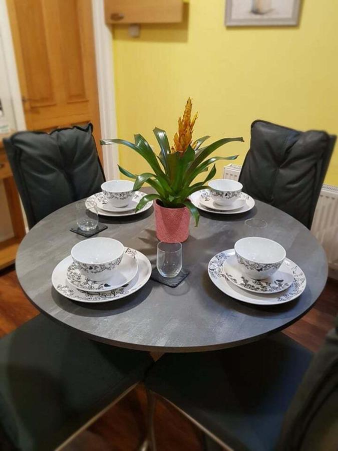 The Musical Ceol Cottage 1-Bedroom - Sleeps Four Ballynahinch Dış mekan fotoğraf